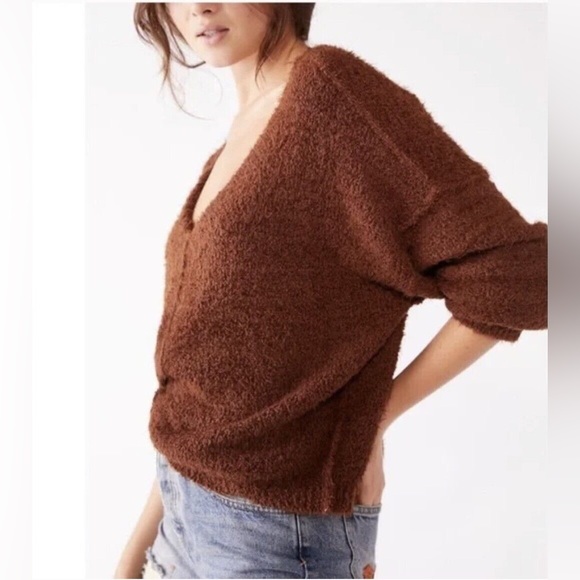Free People Icing Fuzzy V Neck Sweater In Mocha Java Rust - Picture 2 of 3